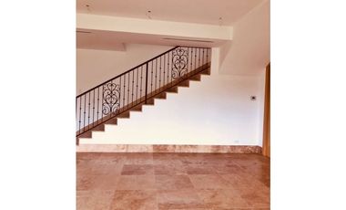 CASA EN SANATA MARA FAIRWAY