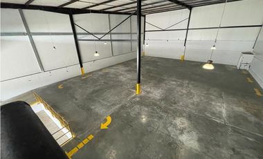 VENDO amplia ,OFIBODEGA DE LUJO,EN TOCUMEN