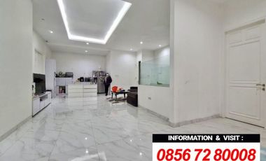 DIJUAL RUMAH BAGUS dpn TAMAN at Jl BONA INDAH, LEBAK BULUS, JAKSEL