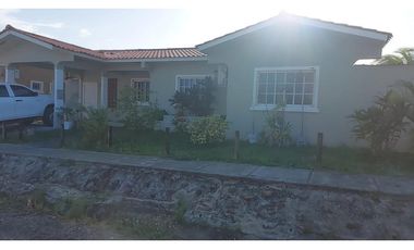 SE VENDE CASA EN PENONOME