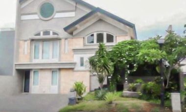 Rumah berkonsep villa di bukit telaga golf citraland SBY