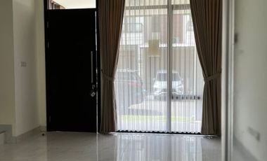 Disewakan Rumah Lavon Swancity Gracia 10 4 Kamar tidur Lokasi Strategis Murah