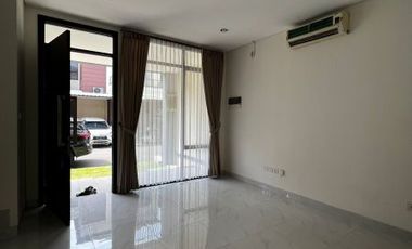 Disewakan Rumah Lavon Swancity Gracia 10 4 Kamar tidur Lokasi Strategis Murah