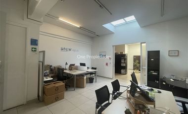 Local comercial habilitado 126m2 La Dehesa
