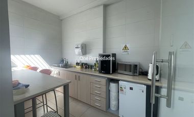 Local comercial habilitado 126m2 La Dehesa