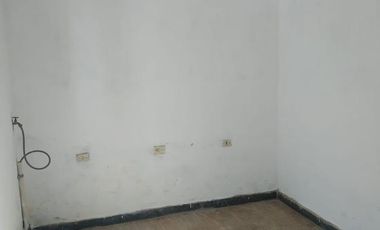 Casa con Galpón en venta  - Rosario - Barrio Ludueña