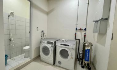 Apartemen Pakubuwono Spring 2 BR Lantai Tinggi Furnished Jakarta Selatan