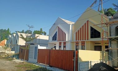 Rumah Cantik Konsep Scandinavian Harga Cuma 300jutaan Lokasi Dekat Akses Utama Exit Toll Jogja-Bawen