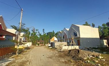 Rumah Cantik Konsep Scandinavian Harga Cuma 300jutaan Lokasi Dekat Akses Utama Exit Toll Jogja-Bawen