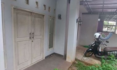Rumah 2 lantai hook dalam komplek panorama bukit cinere