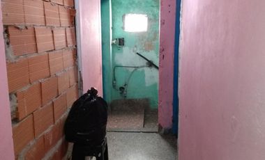 Local/galpon con Vivienda - Venta - Luis Guillon