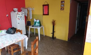 Local/galpon con Vivienda - Venta - Luis Guillon