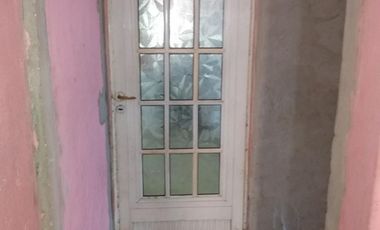 Local/galpon con Vivienda - Venta - Luis Guillon