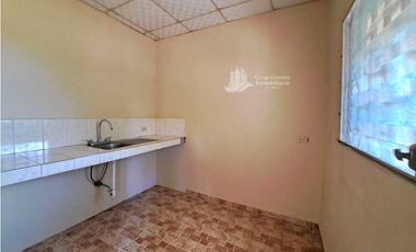 VENDO CASA Y 734m2