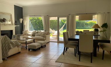 Casa en La Lomada de Pilar