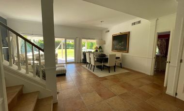 Casa en La Lomada de Pilar