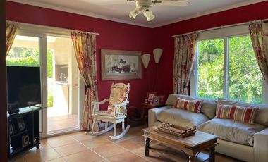 Casa en La Lomada de Pilar