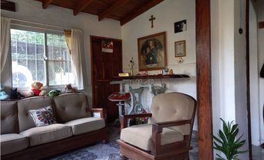 Casa 3 ambientes/ Barrio El Sosiego