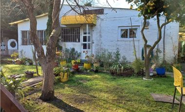 Casa 3 ambientes/ Barrio El Sosiego