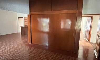 CASA EN VENTA, CON ALBERCA EN CUAUTLA, A 15 MIN. DE OAXTEPEC, MORELOS