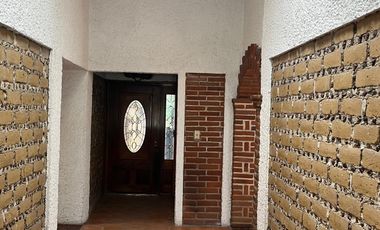 CASA EN VENTA, CON ALBERCA EN CUAUTLA, A 15 MIN. DE OAXTEPEC, MORELOS