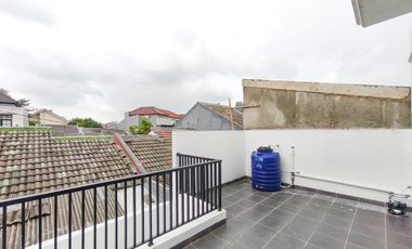 Rumah LB 120 SHM Siap KPR 10 Mnt ke Paradise Walk Serpong J-39398