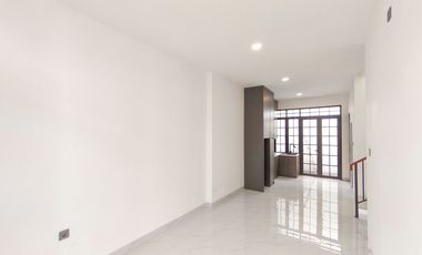 Rumah LB 120 SHM Siap KPR 10 Mnt ke Paradise Walk Serpong J-39398