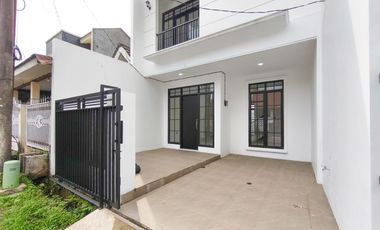 Rumah LB 120 SHM Siap KPR 10 Mnt ke Paradise Walk Serpong J-39398