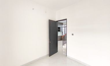 Rumah LB 120 SHM Siap KPR 10 Mnt ke Paradise Walk Serpong J-39398