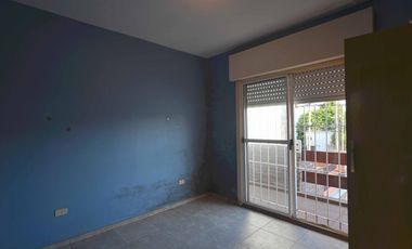 Venta casa americana en la mejor zona de Caseros