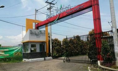 rumah 2 lantai di komplek perumahan baturaden ciwastra