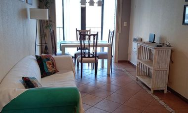 Vicente Lopez-Vias/Maipu - 2 dormitorios - 1 baño. Departamento en Venta