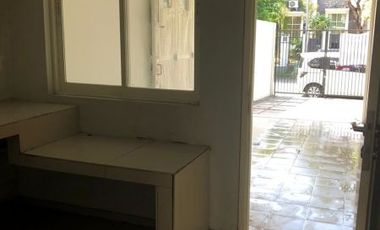 Disewakan Rumah Minimalis 2 Lantai Alam Galaxy Surabaya