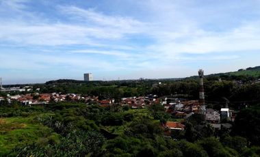 Sentul Tower Apartemen View Bukit di Sentul City