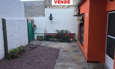 CASA INTERNA CÉNTRICA EN VENTA REF. BR65 GRAL. RODRÍGUEZ PICCARDO.