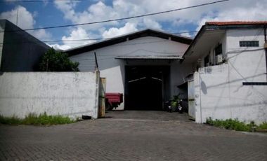 Komersial dijual di Jawa Timur, Surabaya