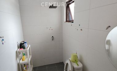 Rumah Minimalis Modern Di Cluster Cassia, JGC  Jakarta Timur