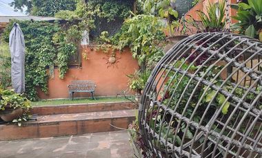 Casa en venta en Tepoztlán Morelos, céntrica con vista a las montañas