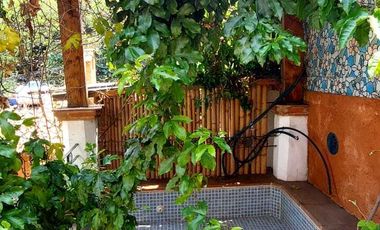 Casa en venta en Tepoztlán Morelos, céntrica con vista a las montañas