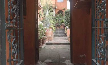 Casa en venta en Tepoztlán Morelos, céntrica con vista a las montañas