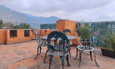 Casa en venta en Tepoztlán Morelos, céntrica con vista a las montañas