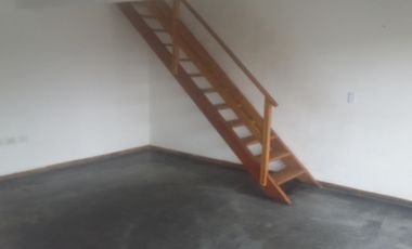 Excelente departamento 3 amb frente a estación jose león suarez