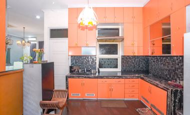 Rumah SHM Strategis 7 Mnt ke Grand Mall Cimanggis Hadap Timur J-46611