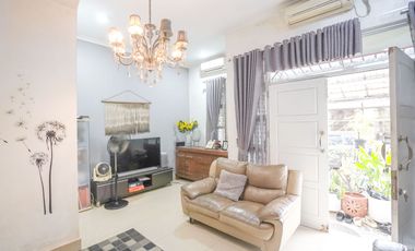 Rumah SHM Strategis 7 Mnt ke Grand Mall Cimanggis Hadap Timur J-46611