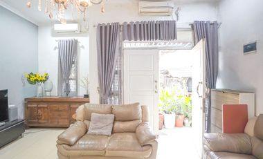 Rumah SHM Strategis 7 Mnt ke Grand Mall Cimanggis Hadap Timur J-46611