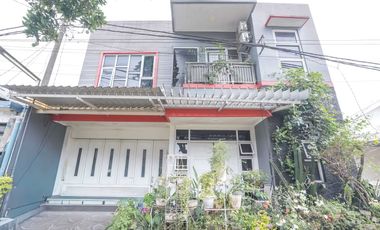 Rumah SHM Strategis 7 Mnt ke Grand Mall Cimanggis Hadap Timur J-46611