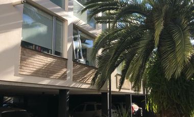 Florida Mitre/Este, DUPLEX - 2 dormitorios en suite, 3 baños. Balcón terraza, parrilla y Cochera.