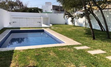 Venta casa Fraccionamiento Burgos Bugambilias, Cuernavaca