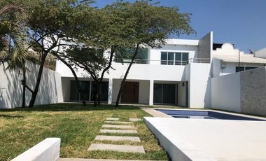 Venta casa Fraccionamiento Burgos Bugambilias, Cuernavaca