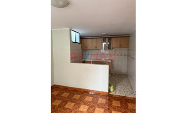 En Venta: Hermosa Casa De 3 Pisos Mas Azotea Frente A Parque En Urb. Ceres – Ate